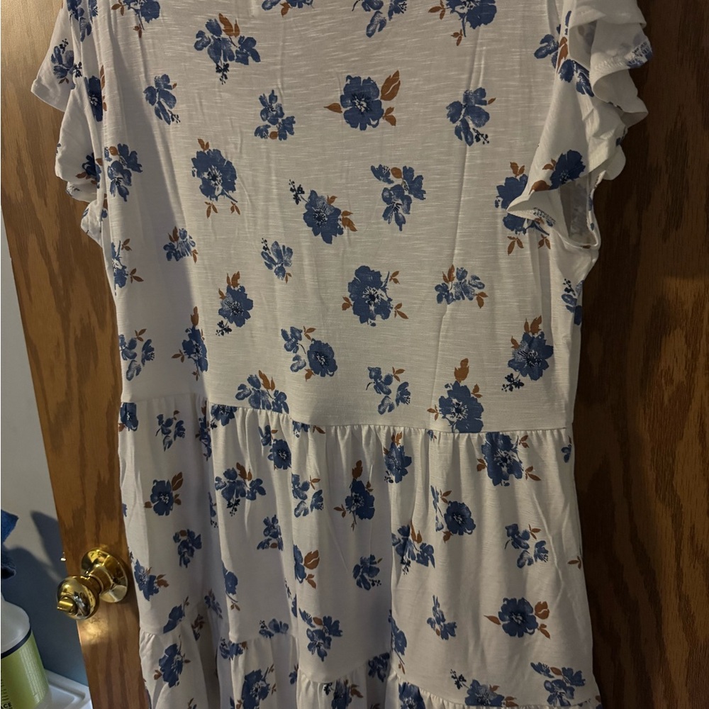 Cream Midi Dress with Blue Floral Print and V-Neck, Large- NWT! - Picture 9 of 10